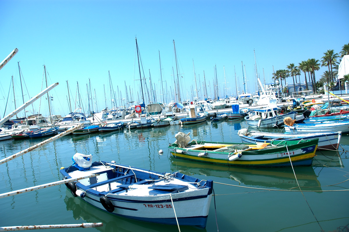 estepona-port-1.jpg (323 KB)